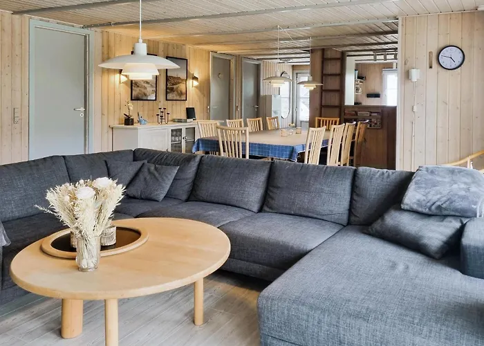 Feriehus In With Sauna *